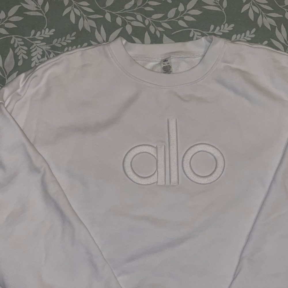 ALO Yoga White Crew Neck Sweater